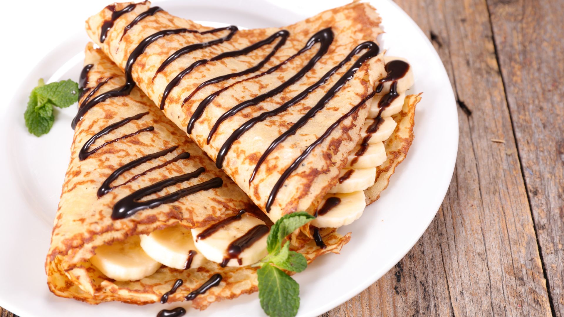 TORTILLA DULCE DE PLÁTANO RELLENA DE CHOCOLATE - RECETA SANA Y RÁPIDA TORTILLA PLATANO CHOCOLATE
