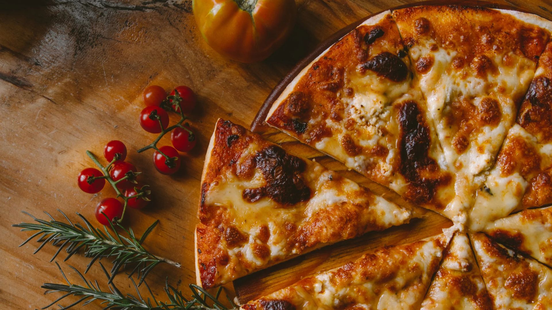 PIZZA CON BASE DE PATATA SIN HARINA Pizza Patata